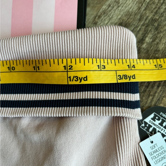VS PINK FLIP IT SEAMLESS FOLDOVER LEGGINGS SIZE LARGE - Picture 7 of 12